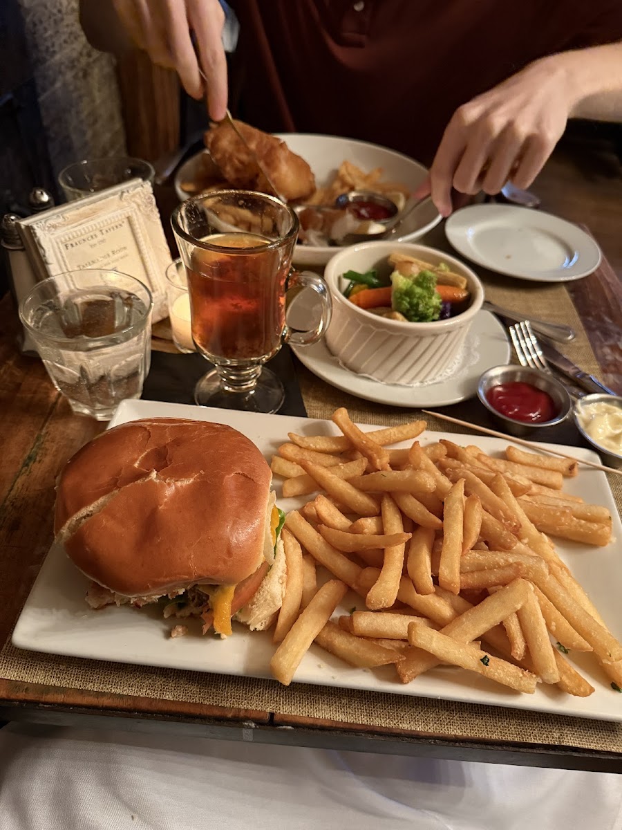 Fraunces Tavern - Photo 7