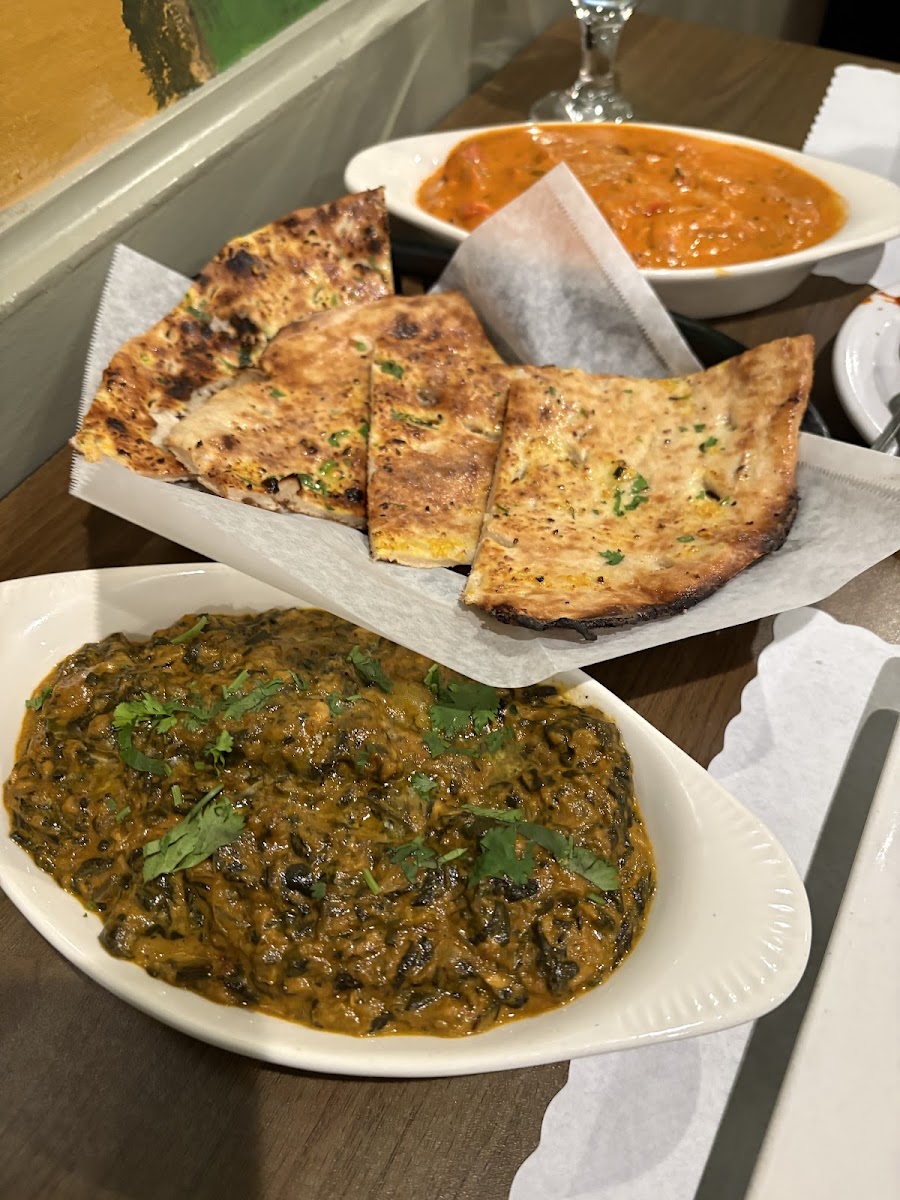 Om Indian Cuisine - Photo 2