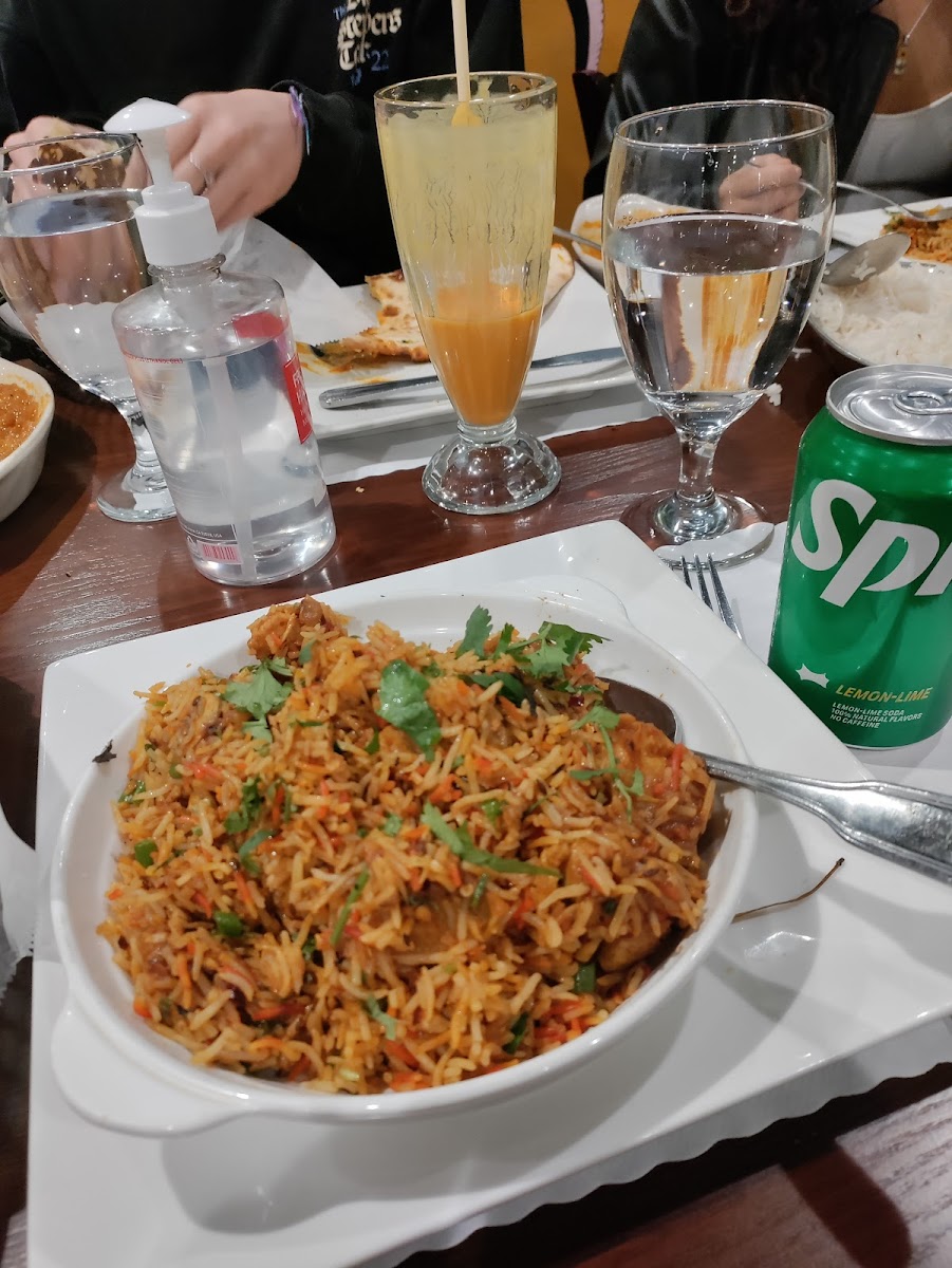 Om Indian Cuisine - Photo 4