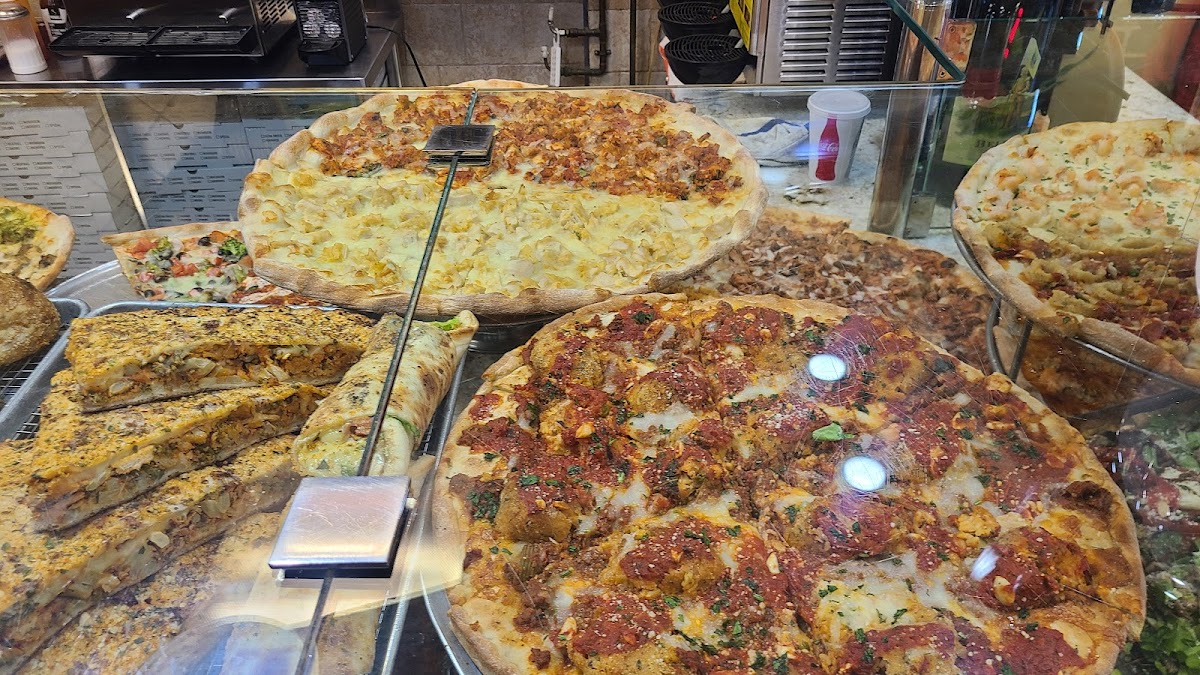 Sofia's Pizza - Photo 3