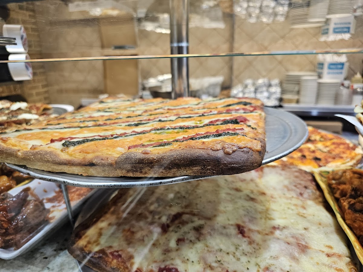Sofia's Pizza - Photo 4