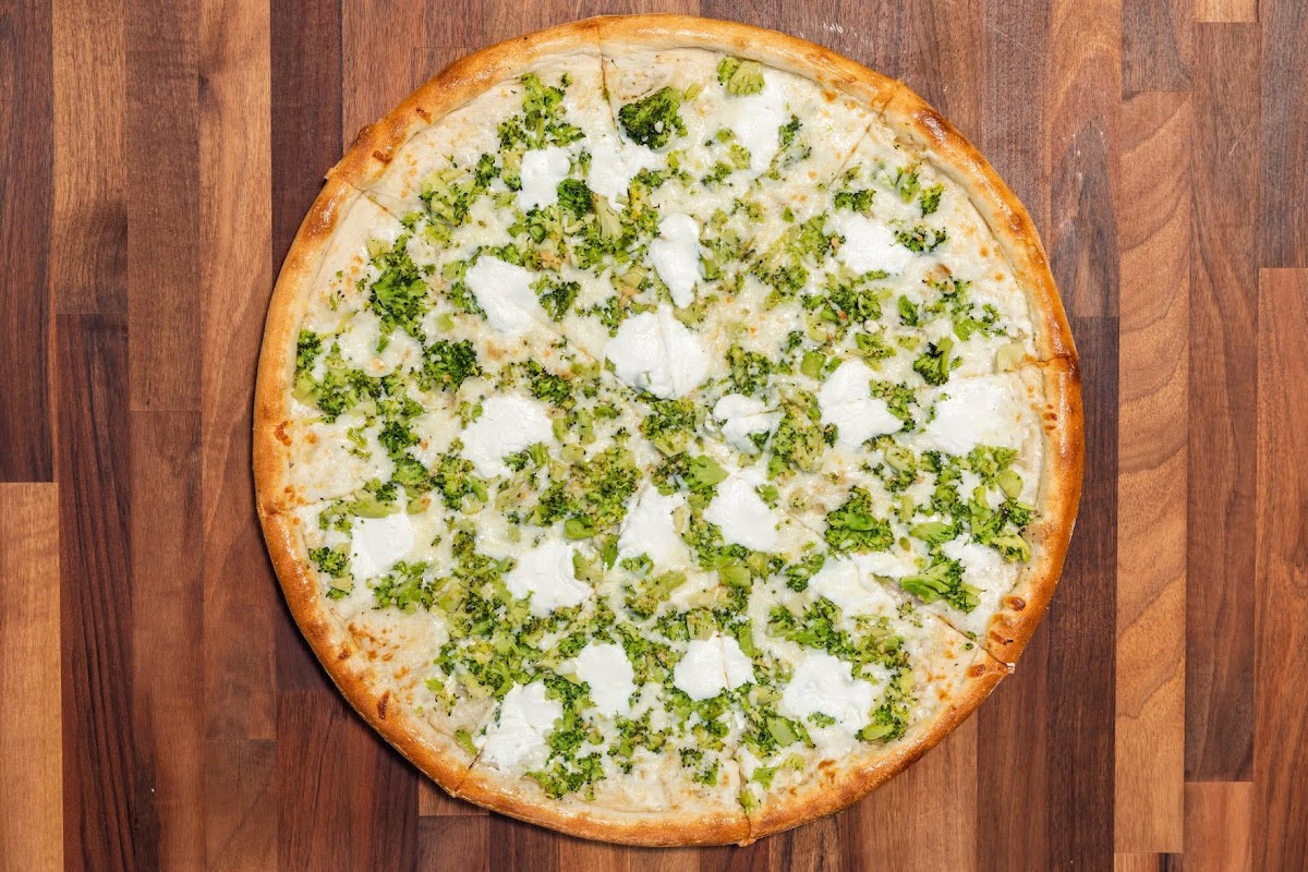 Big Apple Pizzeria - Photo 8