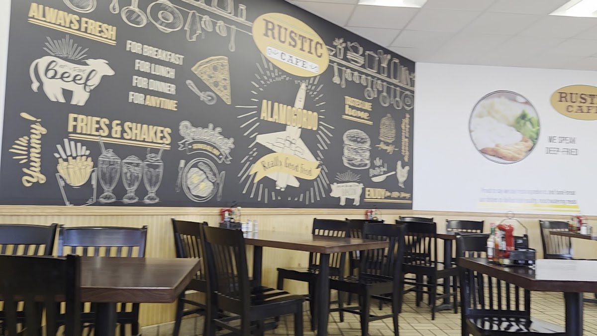 Rustic Café - Photo 1