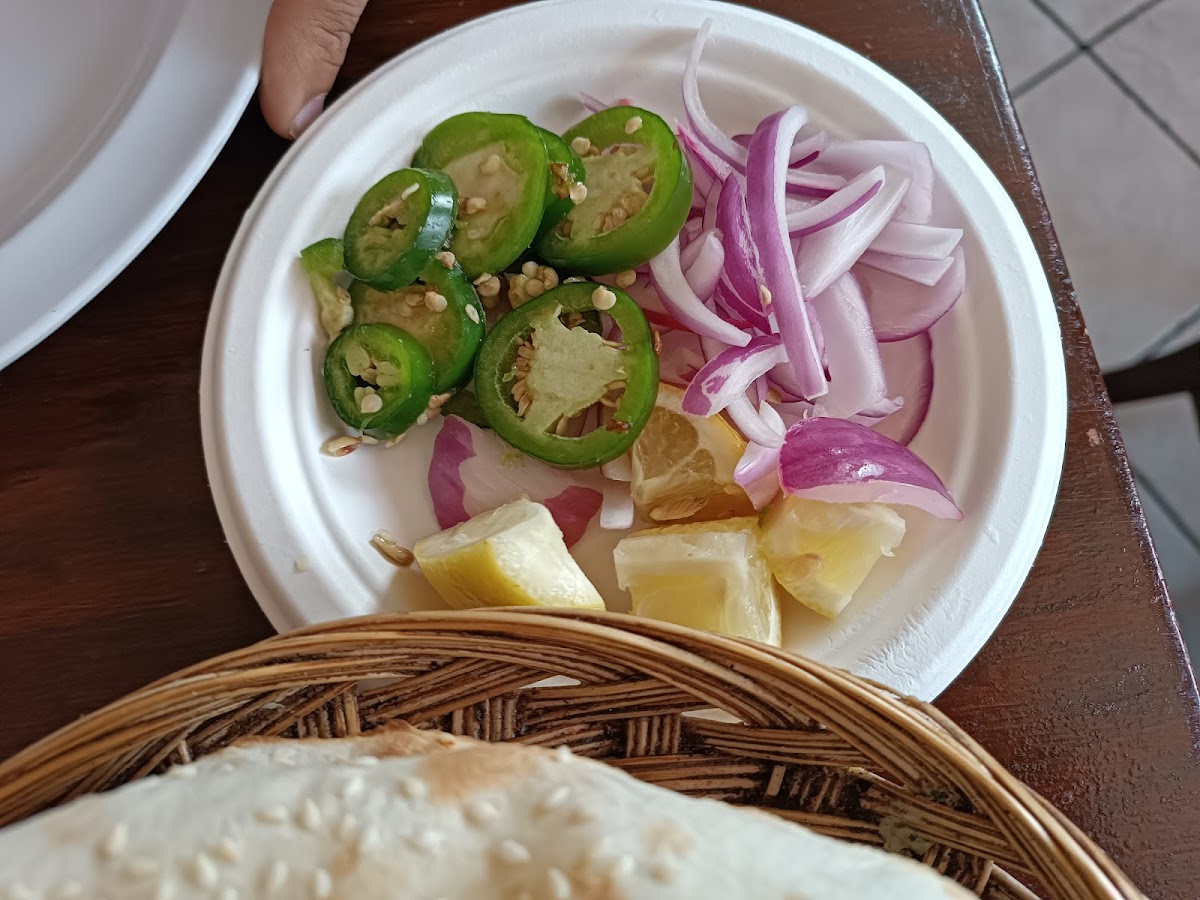 Dera Restaurant - Photo 4