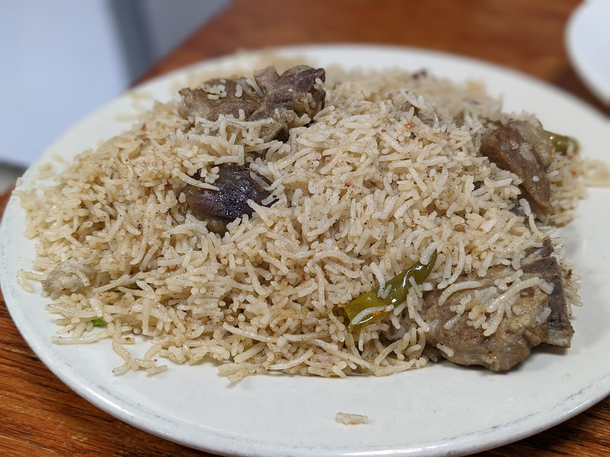 Dera Restaurant - Photo 6
