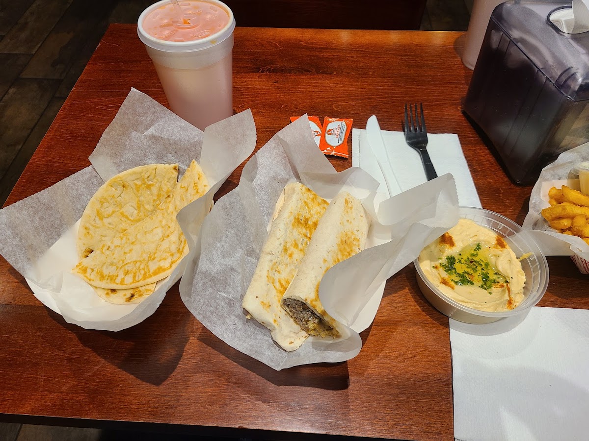Shawarma House - Photo 9