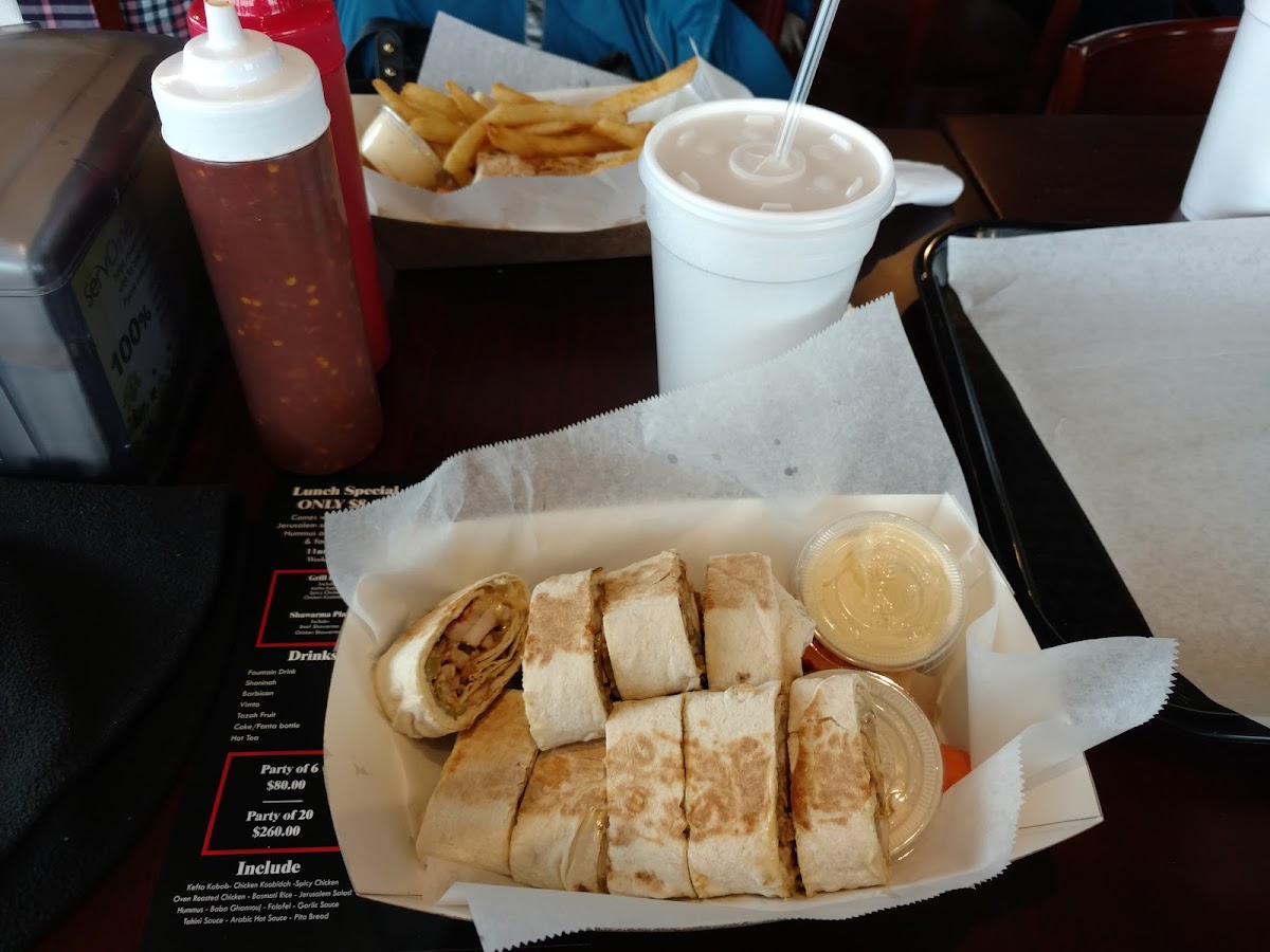 Shawarma House - Photo 6