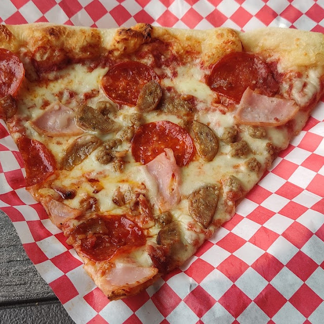 Pepperoni Basil Slice