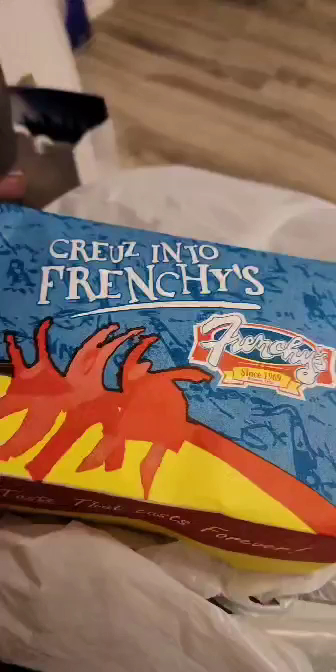 Frenchy's Chicken - Photo 1