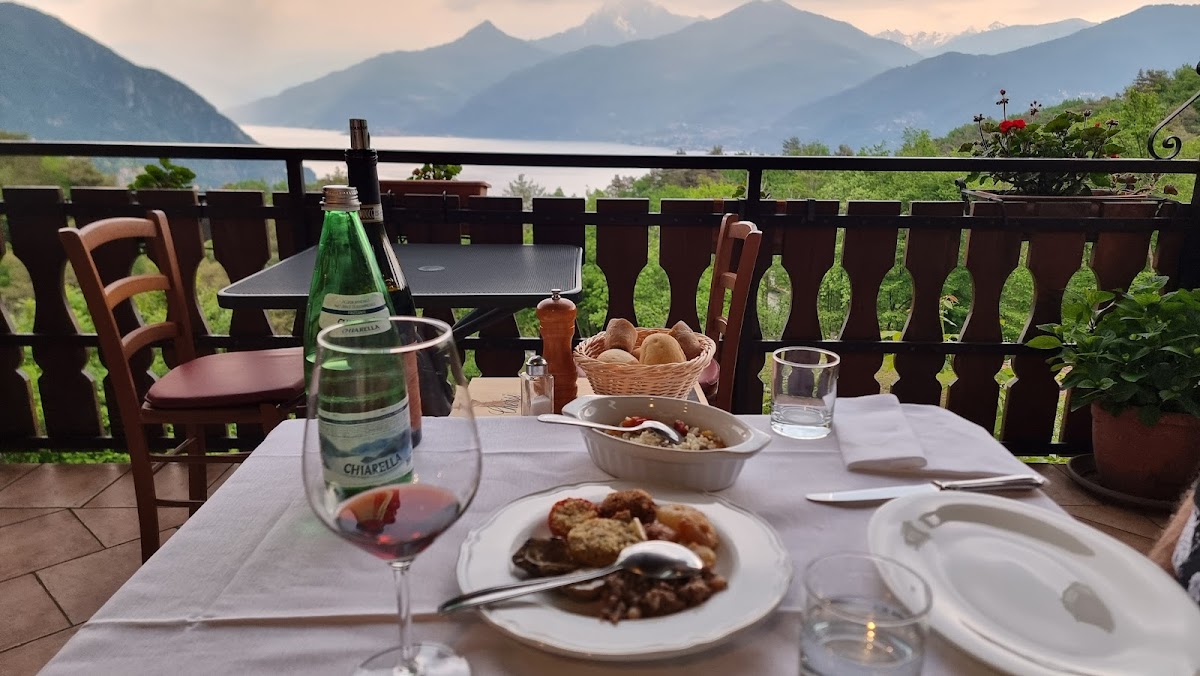 Ristorante La Baita - Photo 1