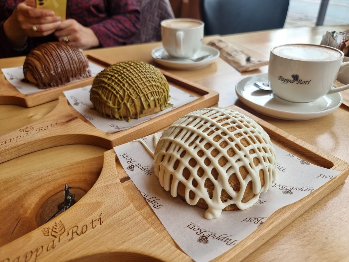 PappaRoti Manchester - Photo 6
