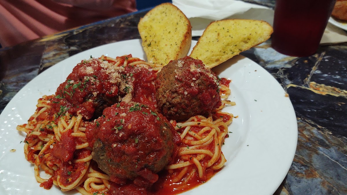 OG's Sports Grill - Photo 7