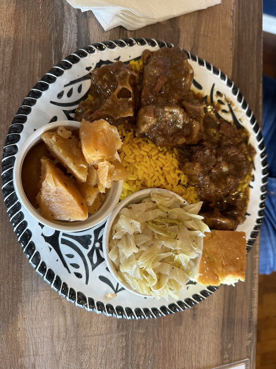 J & T Smokehouse - Photo 6