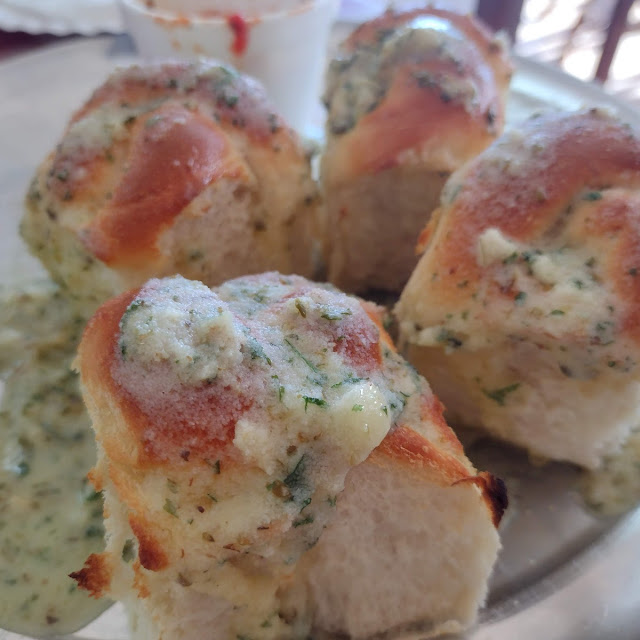 Garlic Knots