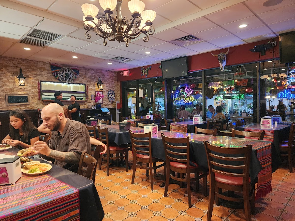La Quebradita Mexican Grill - Photo 4