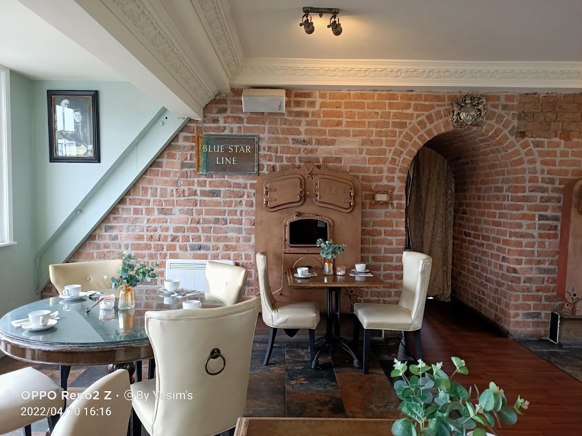 Carpathia Bar & Restaurant - Photo 3