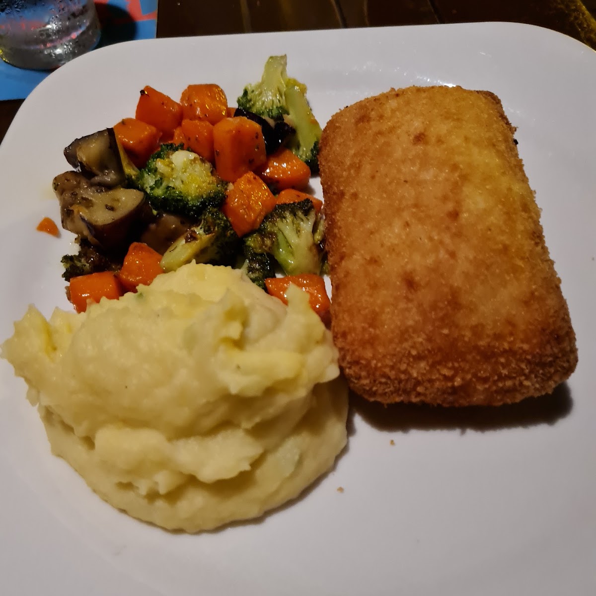CoCo's Bistro - Photo 3