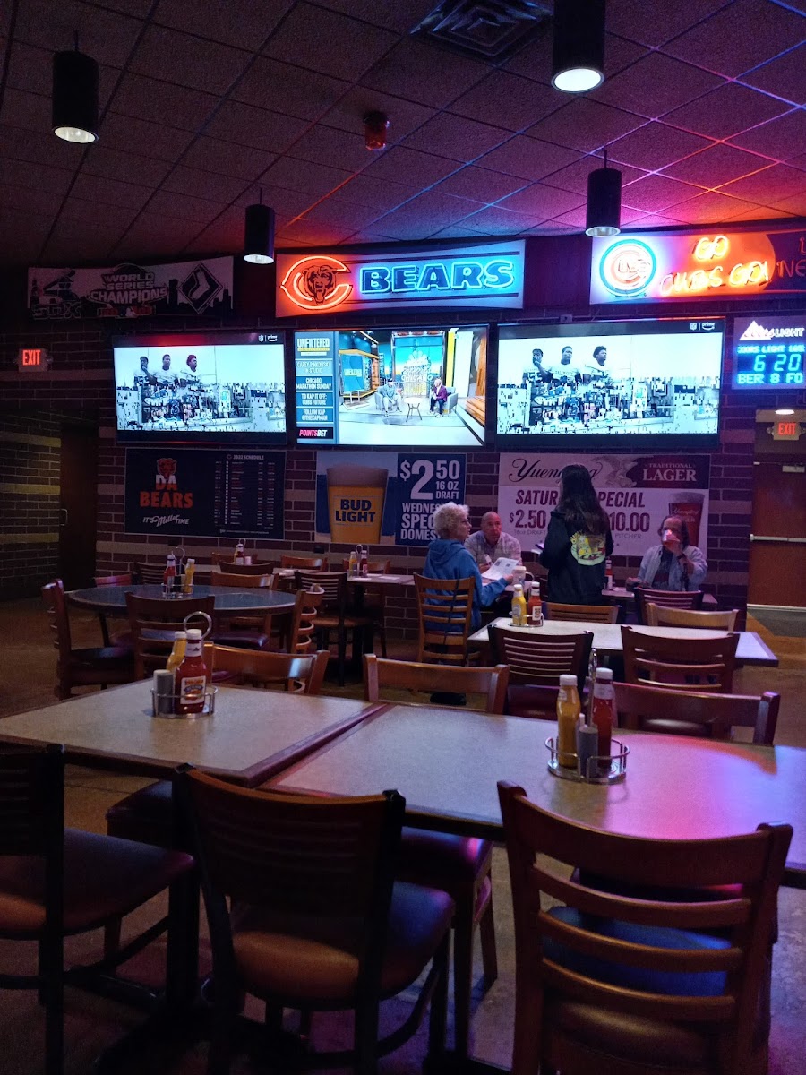 Buddy & Pal's Place - Photo 2