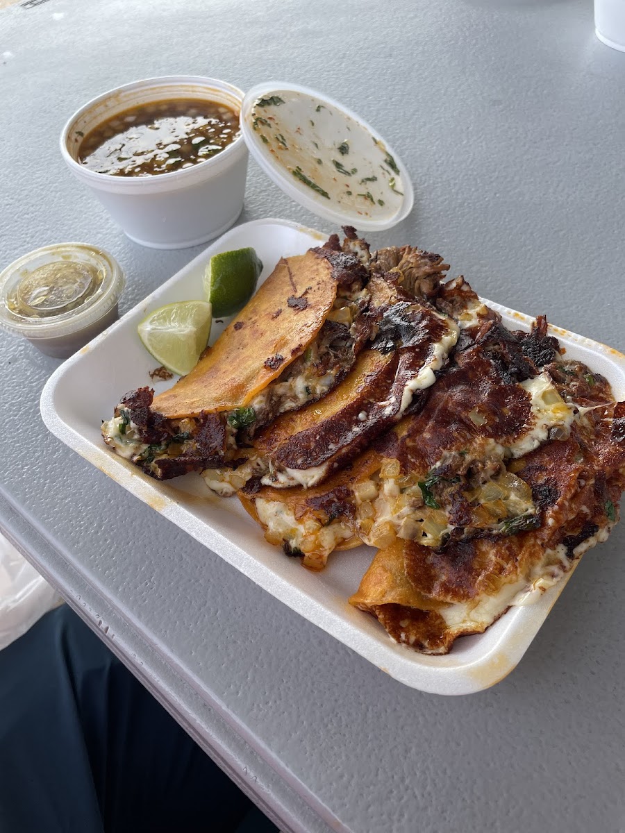 Taqueria La Milpa - Photo 7