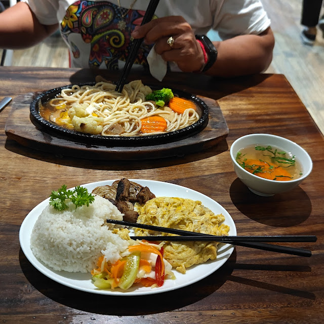 RH Tofu Rice on Hot Plate