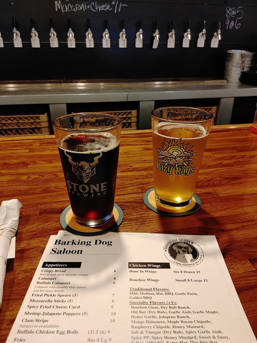 Barking Dog Saloon - Photo 9