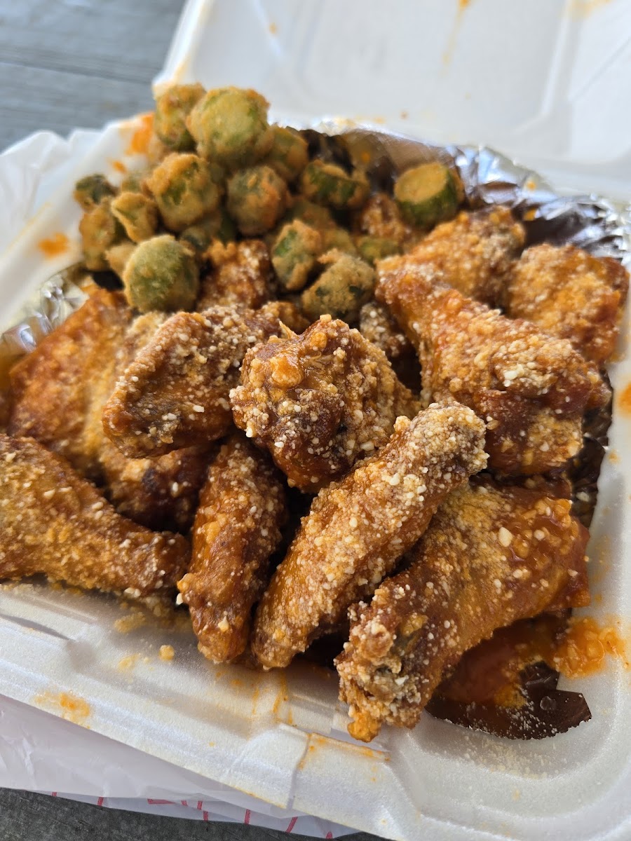 JoJo's Wings - Photo 2
