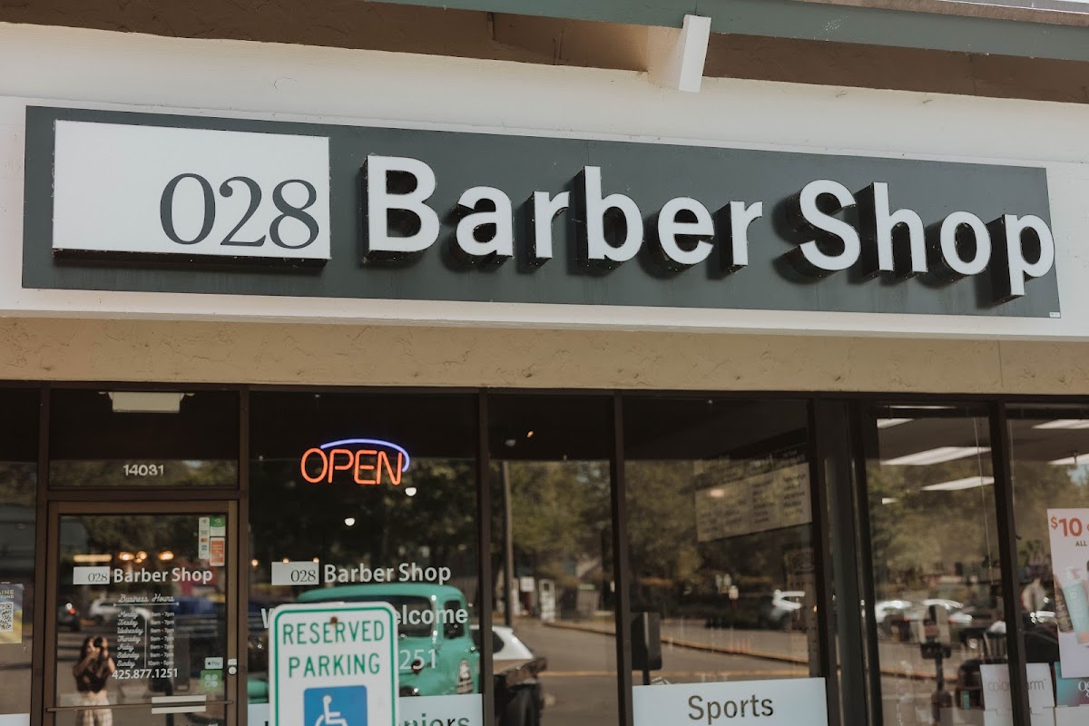 028 Barber Shop - Photo 2