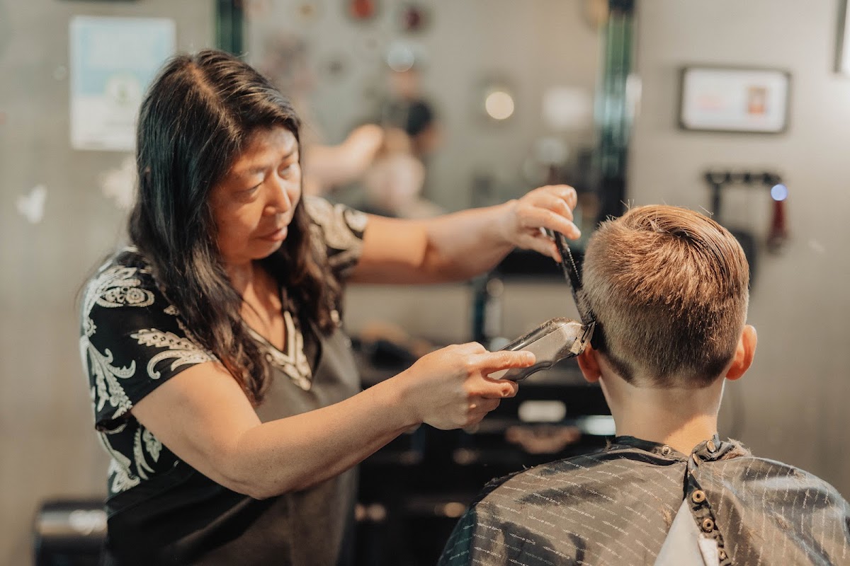 028 Barber Shop - Photo 6