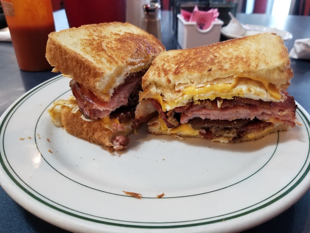 Sweetser Cafe - Photo 7