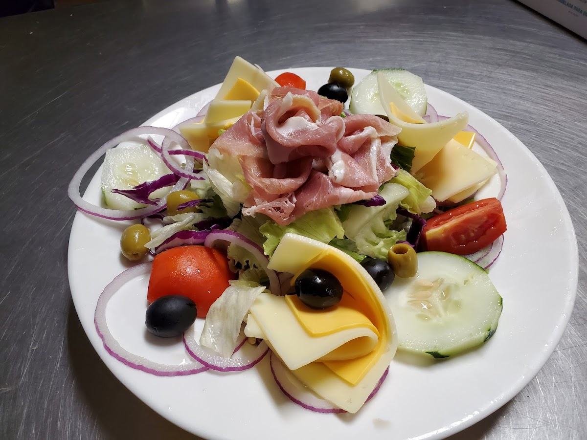 Yesterday's Restaurant - Photo 4