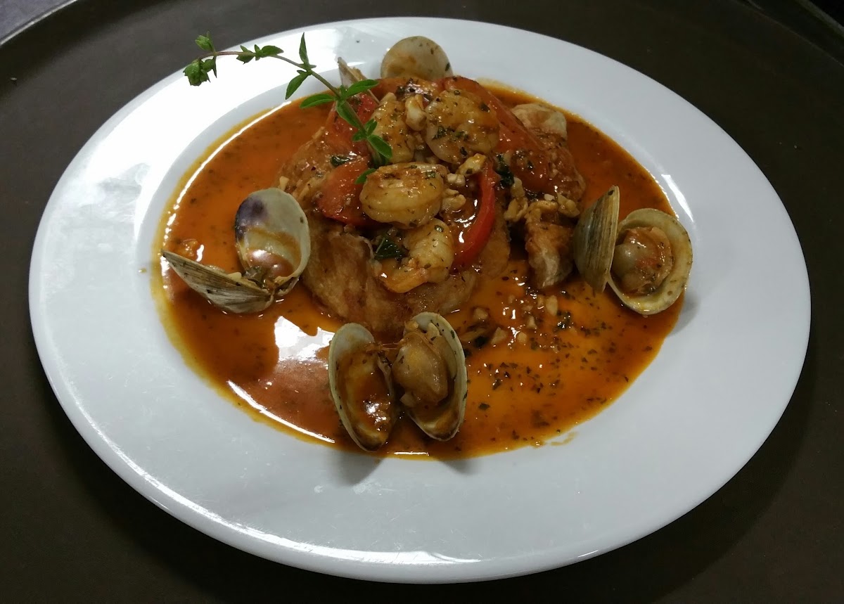 Yesterday's Restaurant - Photo 6