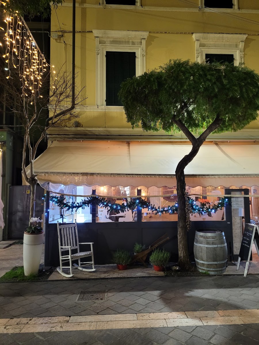 Italo's Trattoria