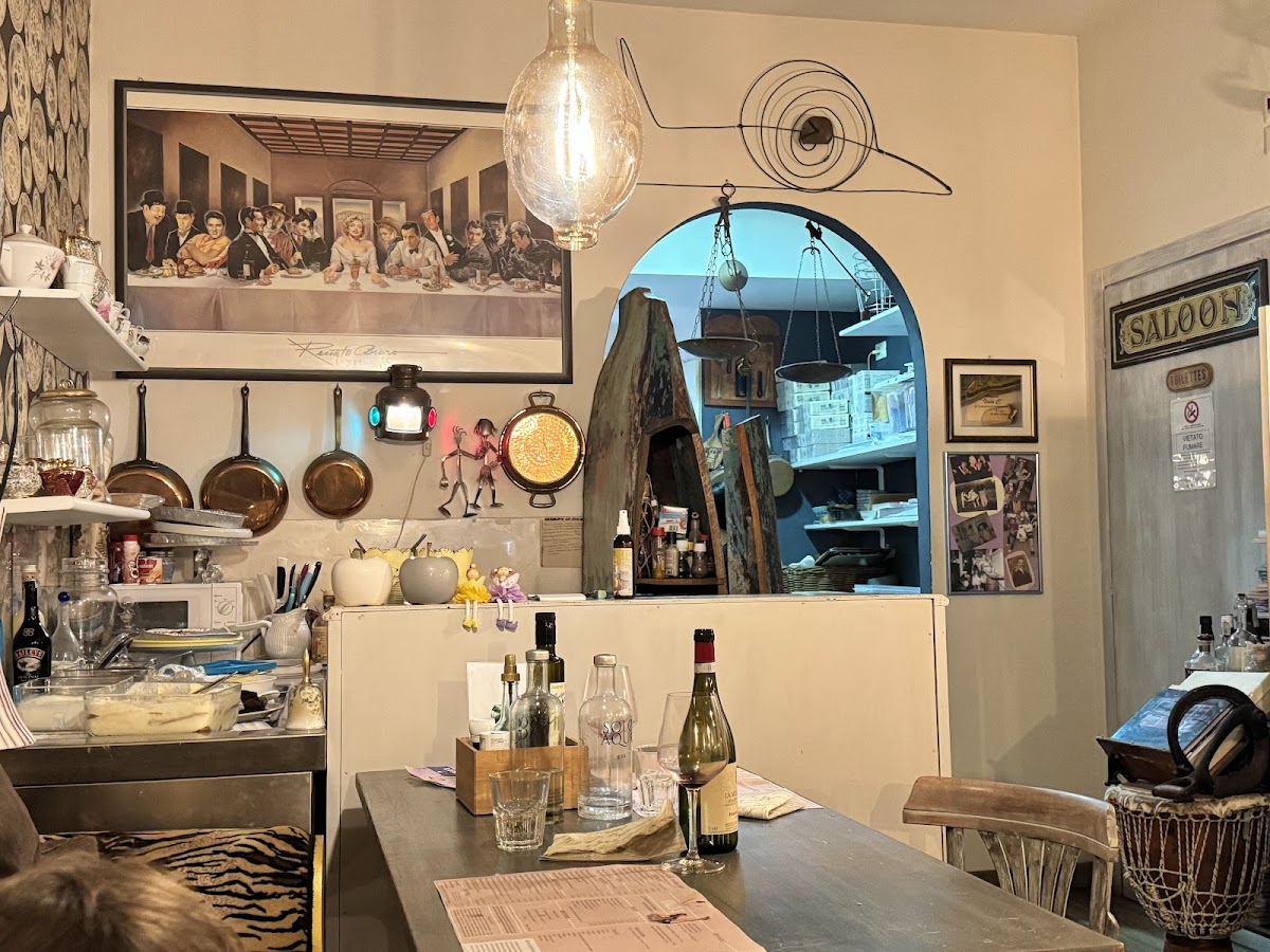 Italo's Trattoria - Photo 3