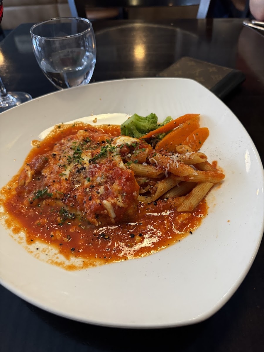 Niko's Bistro - Photo 6