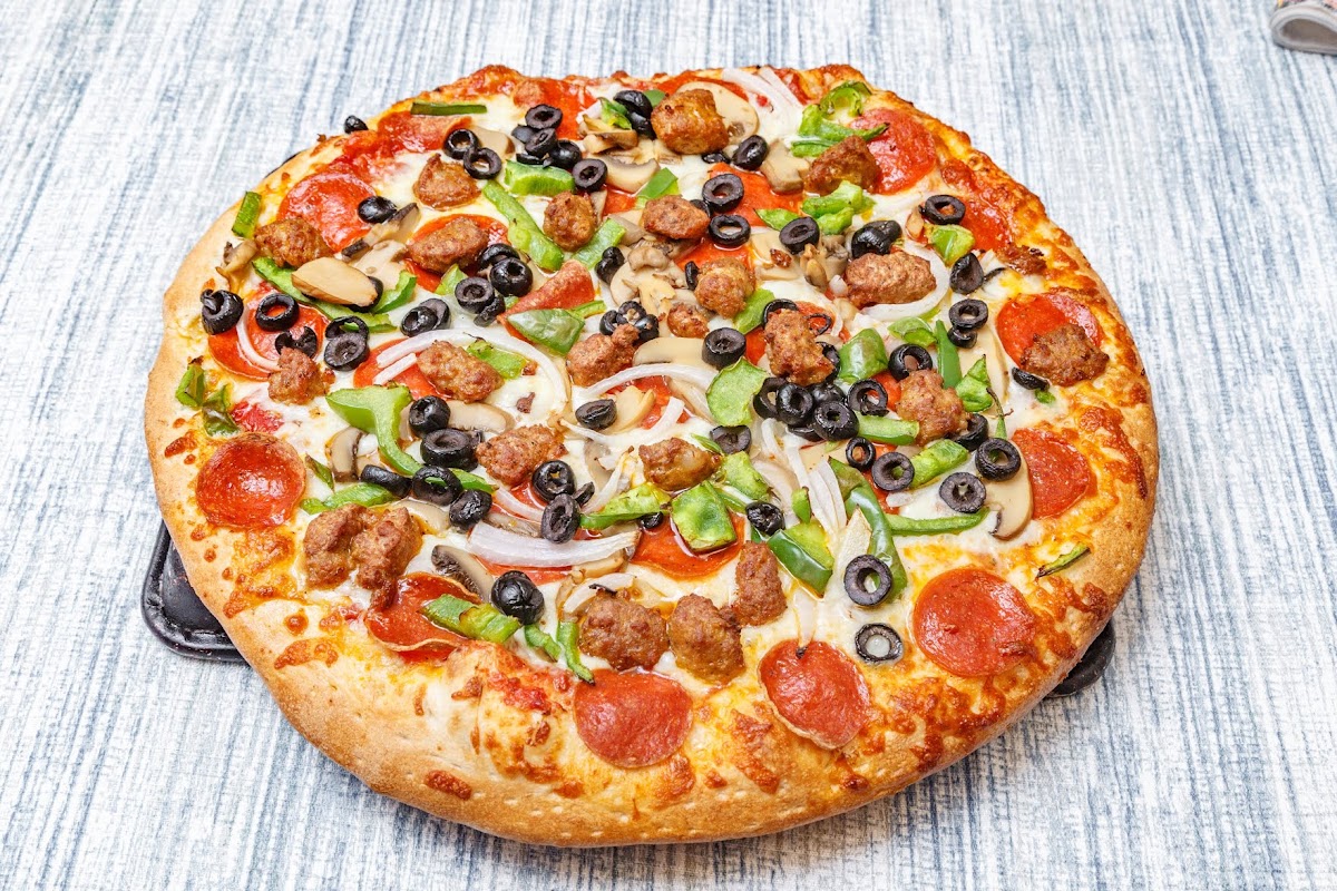 Pizza Americana - Photo 2