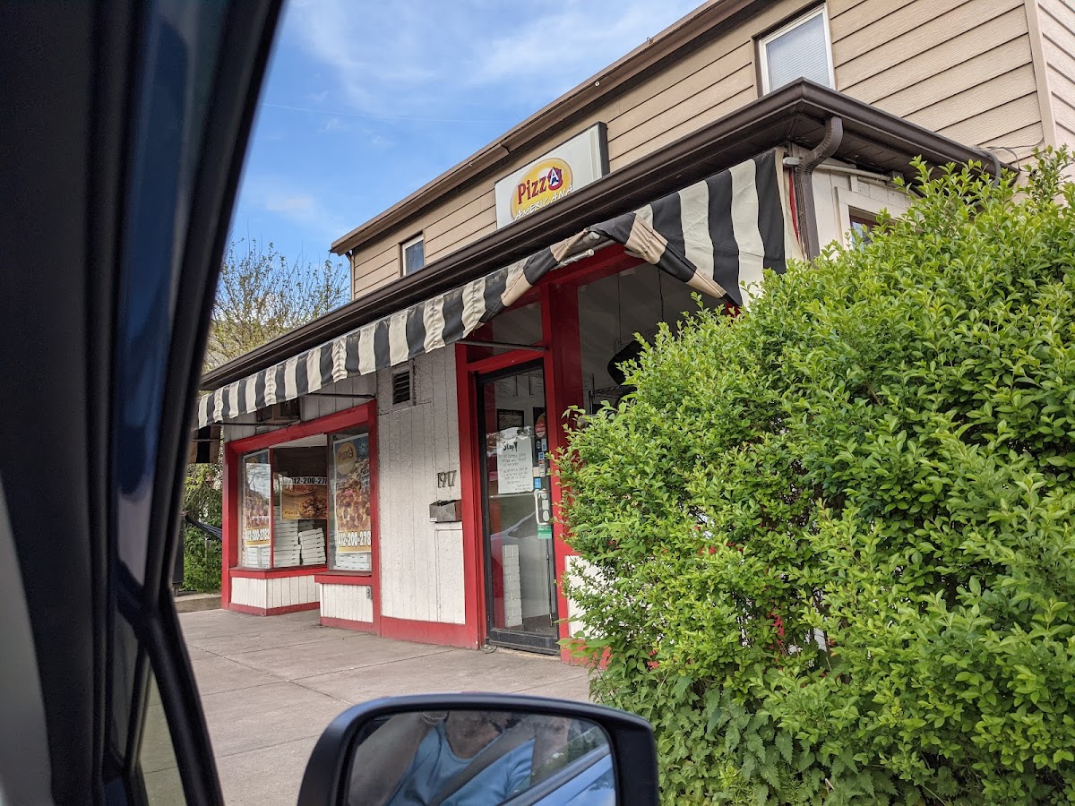 Pizza Americana - Photo 6