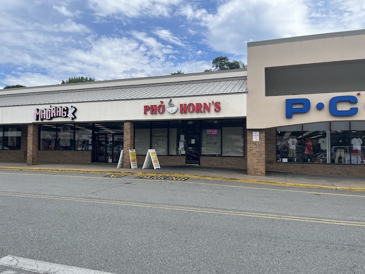 Pho Horn's - Photo 3