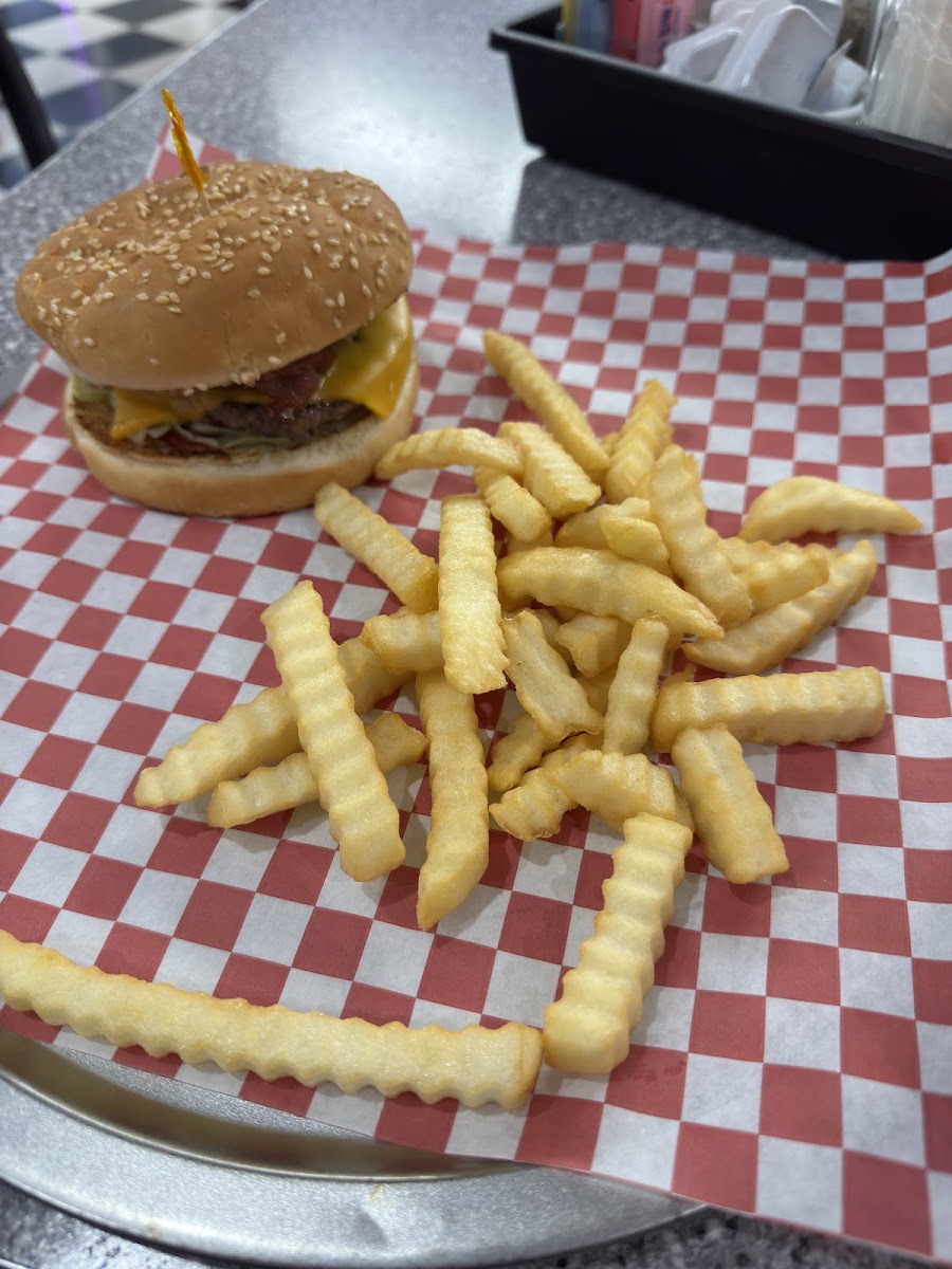 Kristi's 's Cafe - Photo 1