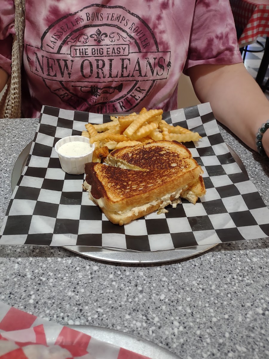Kristi's 's Cafe - Photo 6
