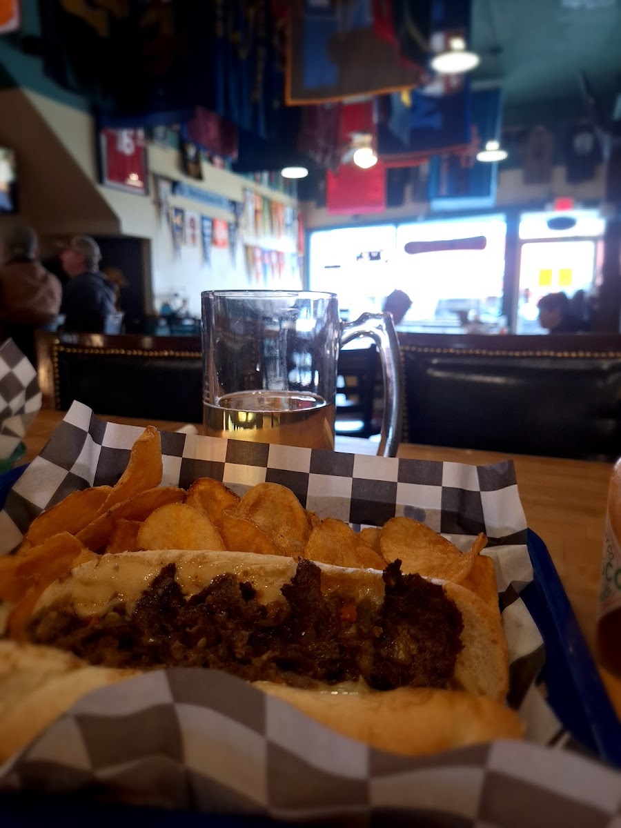 Foster & Logans Pub & Grill - Photo 4