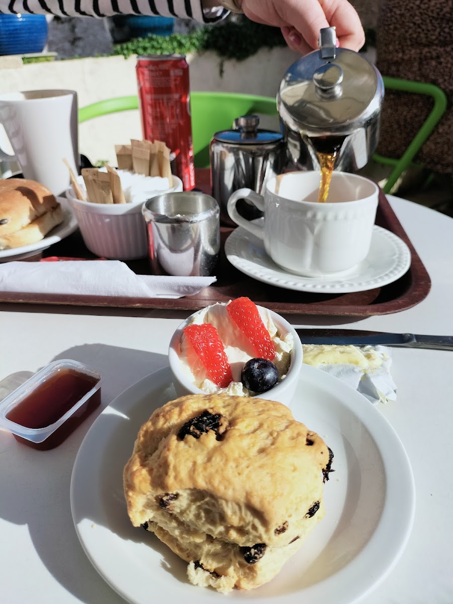 The Beach Shop & Tearoom - Photo 1