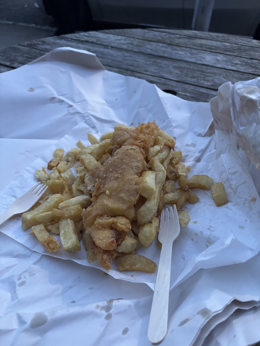 Greedy's Fish & Chips - Photo 1