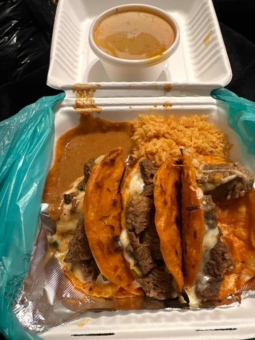 Taqueria Azteca Original Mexican Food - Photo 6