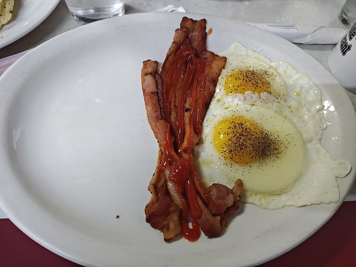 Howies Six Mile Restaurant