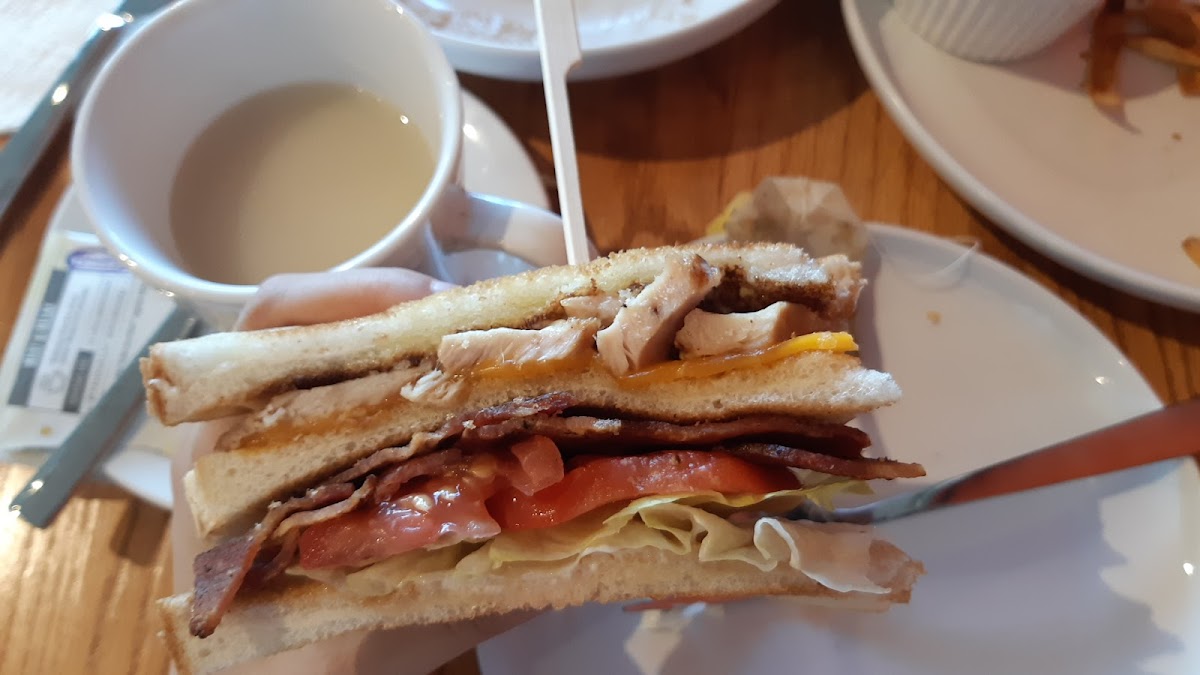 Amore Bistro cafe - Photo 9