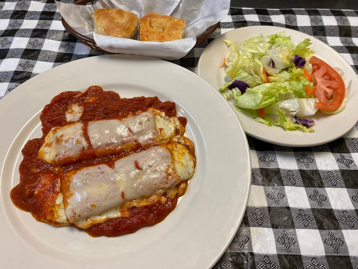 Fontana Italian Restaurant - Photo 2