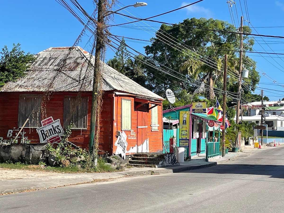 Coffy’s Bayside Bar and Restaurant - Photo 3