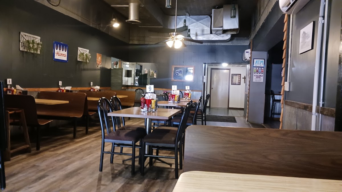 Green Lantern Cafe - Photo 8