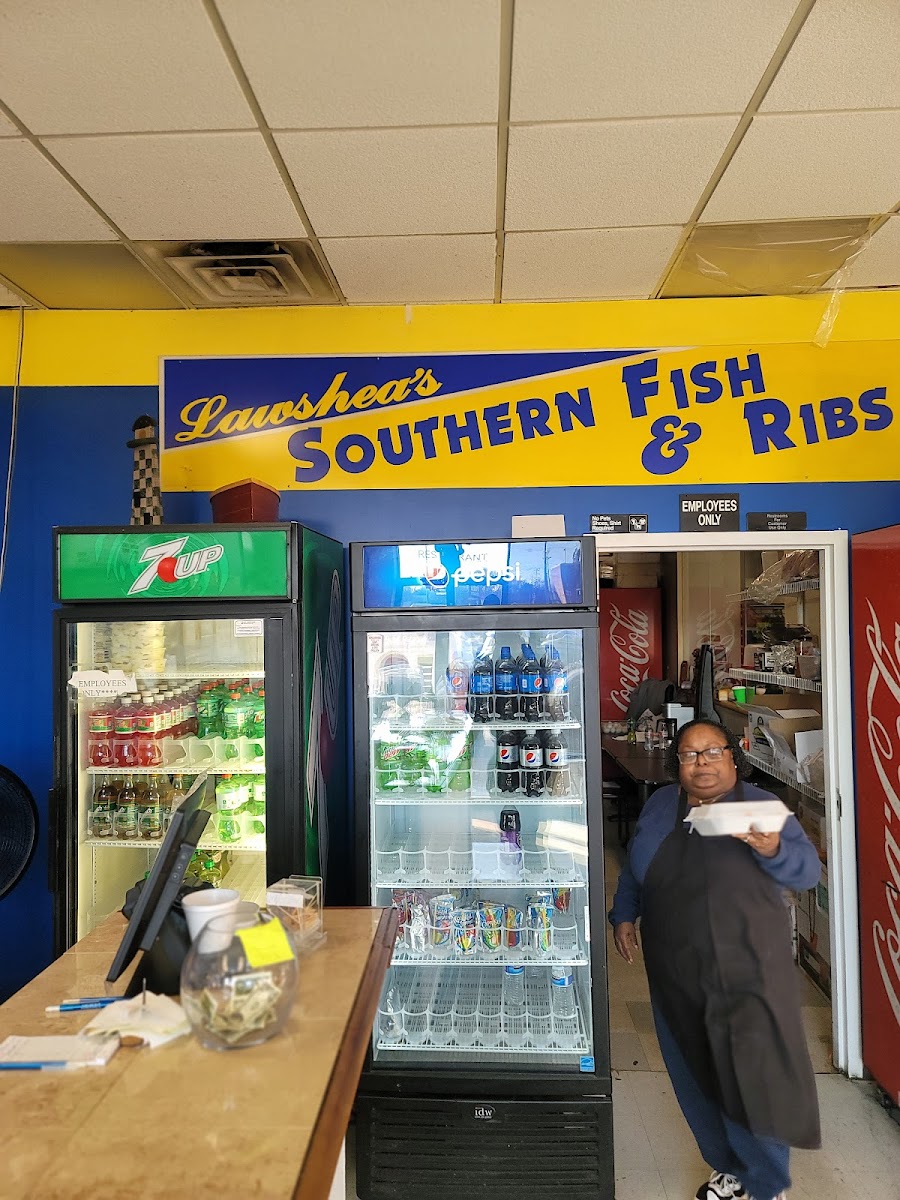 Lawshea's - Photo 4