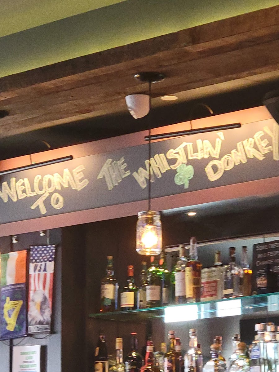 The Whistlin' Donkey - Photo 3